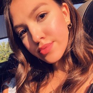 Meet your Posher, Hope